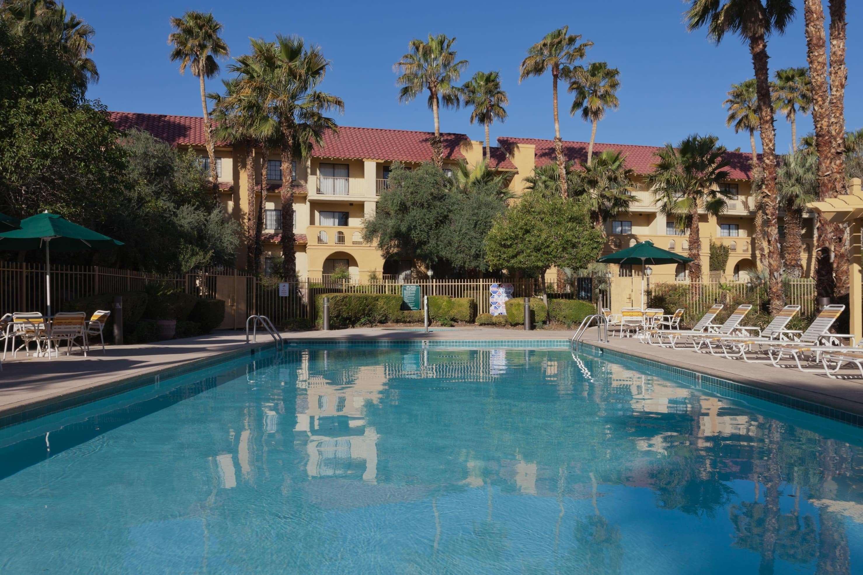 La Quinta By Wyndham Las Vegas Airport N Conv. Exteriör bild